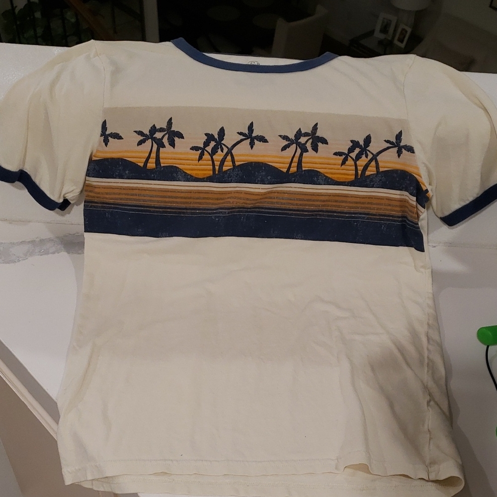 Boys XL Treasure & Bond Cream and Blue Kids Tee